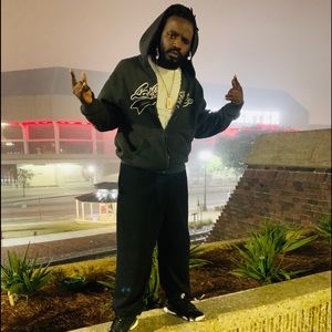 Meet your Posher, Darrell